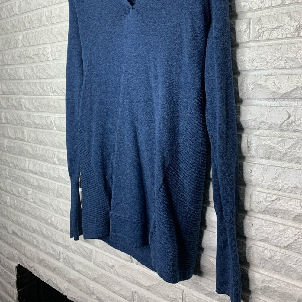 Blue Sweater with Rib material - Picture 2 of 3